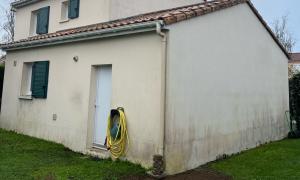 Nettoyage de façade et toiture